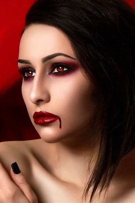 female vampire makeup